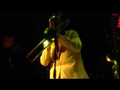 Bring Me Sunshine - THE JIVE ACES (Hootenanny, Brixton; 15 June 2022)