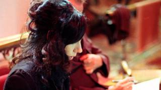 PJ Harvey - Written On The Forehead
