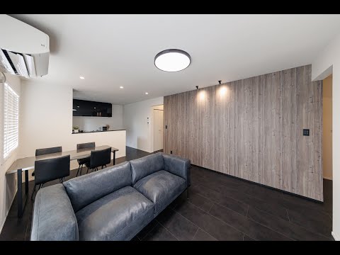 黒が映える、大人モダンの平屋