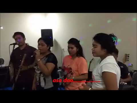 Merdu dan enak di dengar suaranya "Marokkap Napogos Tu Namora" by: New Verisa Trio