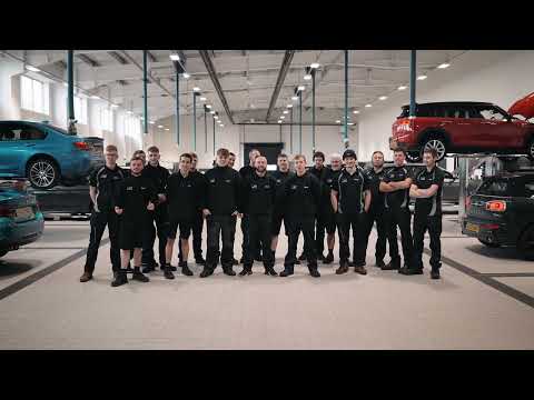Vehicle Technicians at the new BMW and MINI Melksham! | Dick Lovett