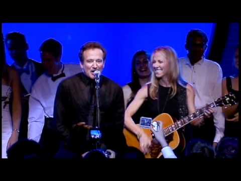 Sheryl Crow & Robin Williams - "Everyday is a Winding Road" Party Jam