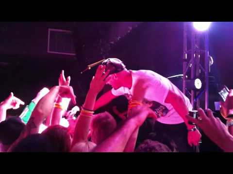 Michael Woods @ London Music Hall (he likes patron)