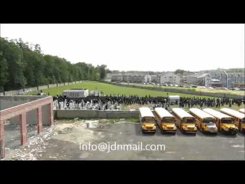 Skver Rebbe And Chassidim Visiting The Tziyun Of The Previous Rebbe Erev Rosh Hashanah 5776