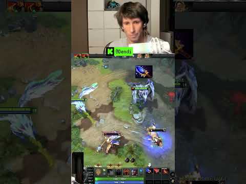 Comparison of Dragon Knight with and without Aghanim's Scepter