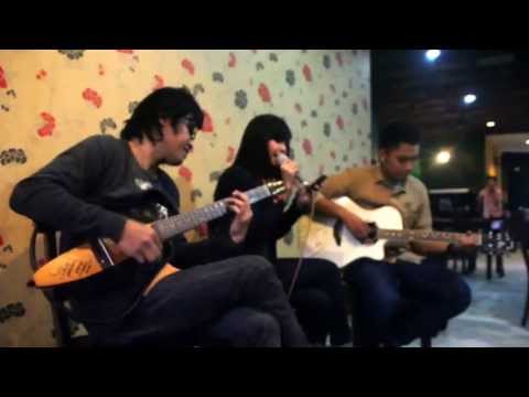 Lirik Lagu