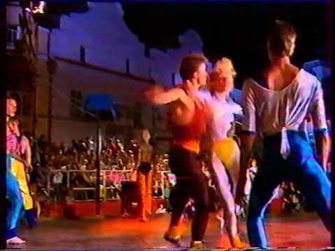 ,,Chorus line,, - taneční skupina UNO