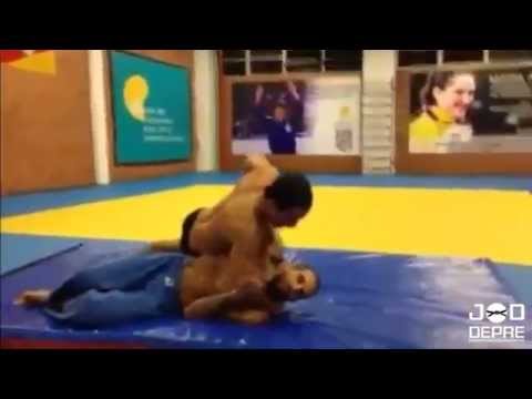 Felipe Kitadai, O ninja.