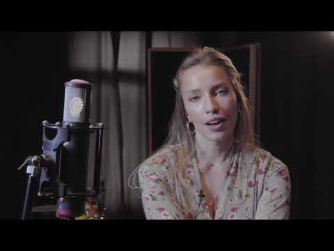 Natalia Sarsgård (Tsarikova) Christina Aguilera - "Hurt"