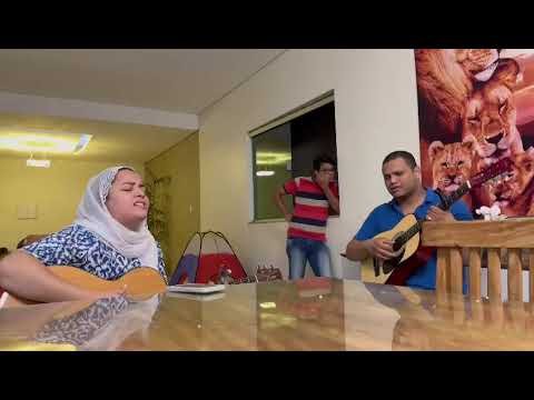 Nanda Sakemi  é Gabriel de Janauba ( canção Ana Cantou )