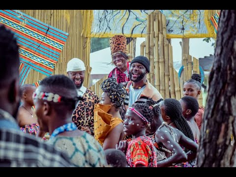 Titus Vybes Ft Eddy Kenzo - Sisikem [Official Video]