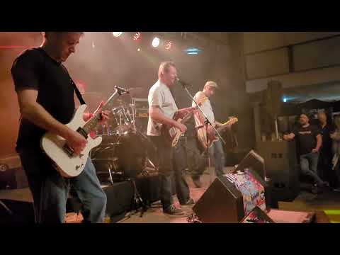 Chefdenker "Kugel durch den Kopf" live @Live&Durstig Festival 05.11.2022