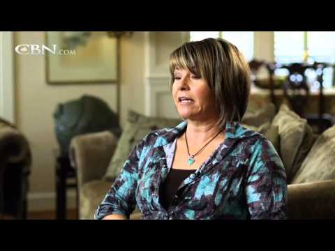 Communist Defector Finds God After Miracle Healing