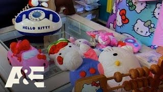 Storage Wars: Ivy's Hello Kitty Collection (Season 7, Episode 2) | A&E