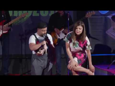 Jasna Kuljaj in gasilec Sašo - Povezovanje prireditve (MGNZ 2019)