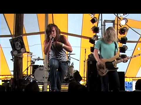 Ivoryline -  Hearts and Minds