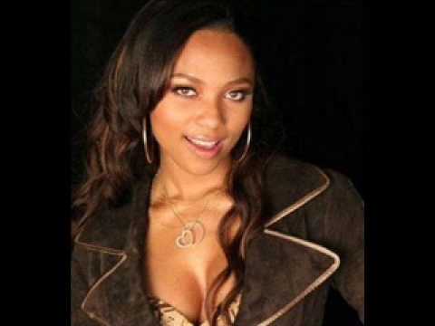 Teairra Mari Feat. Gucci Mane & Soulja Boy - Sponsor [Official Song]
