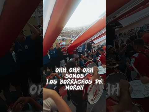 "Y SI TENGO QUE MORIR YO DOY LA VIDA POR VOS" Barra: Los Borrachos de Morón &bull; Club: Deportivo Morón &bull; País: Argentina