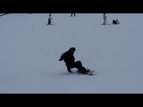 First day on a snowboard Epic Fail !