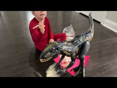 Improvements to Jurassic World Super Colossal Indoraptor