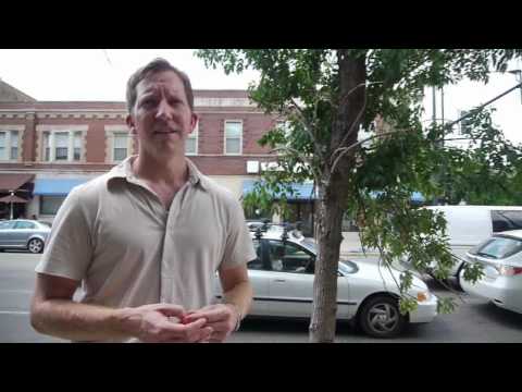Why Eric Rojas enjoys the Southport Corridor in Lake View Why Eric Rojas enjoys the Southport Corridor in Lake View