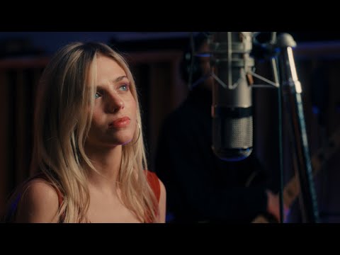 Maeve - "Option" (Studio Performance Video)