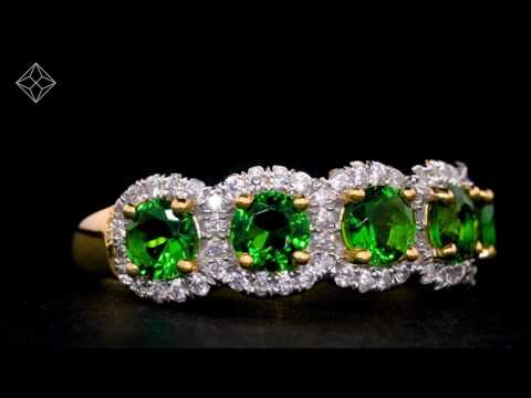 EMERALD AND DIAMOND HALO 5 STONE ASTERIA RING IN 18K GOLD VERSION - FT87 G