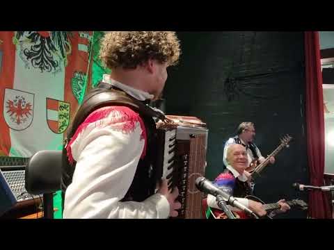 Gorenjska Polka - Klarinetten Polka 2nd upload (Avsenik) #oberkrainer #accordion