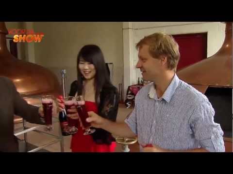 Chinese Miss Kriek leert bier brouwen (reportage Voor de Show, VTM, dinsdag 04/09/2012 - 19:04)