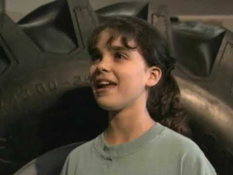 S01 E02   Hard Hat Harry  Monster Trucks