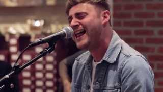 KIDS IN GLASS HOUSES PERFORM &#39;PEACE&#39; LIVE // DR. MARTENS UK