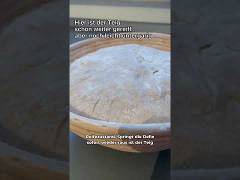 Fingerdrucktest - beim Brotbacken die Reife erkennen