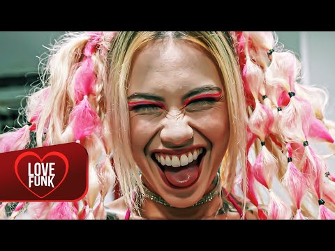 Love Funk and MC ERIKAH