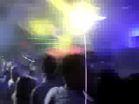 Tidy weekender 14. Take off