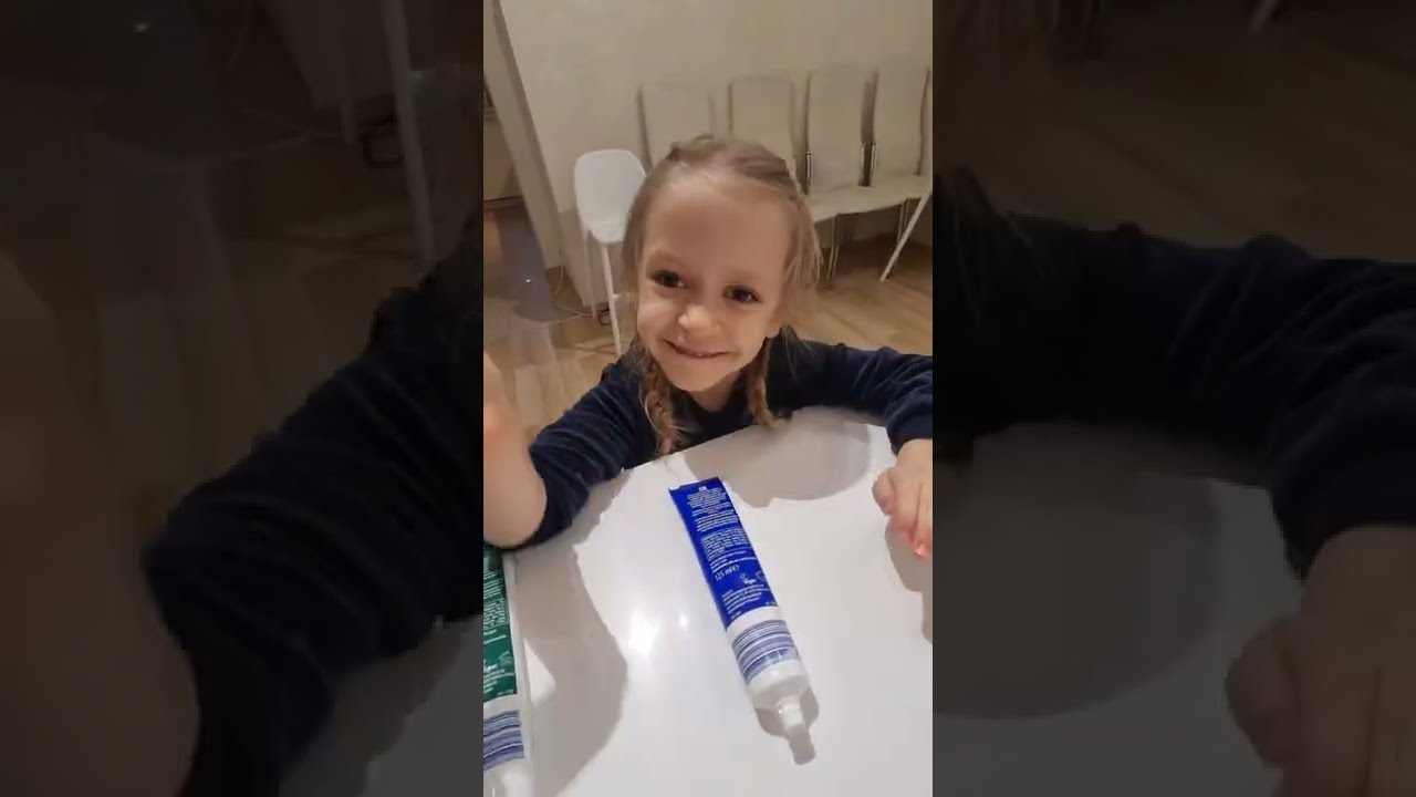 CHALLENGE Z PASTĄ DO ZĘBÓW Z NELĄ 😊 CO WYGRAŁA ❓NELA I LILA TWINS STORY #shorts