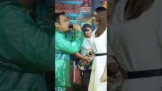Download lagu kang putra ko gak datang? Hujan de,, 🤣!! Difarina feet fendik Adella _ hujan di malam Minggu#shorts mp3 Download lagu kang putra ko gak datang? Hujan de,, 🤣!! Difarina feet fendik Adella _ hujan di malam Minggu#shorts mp3