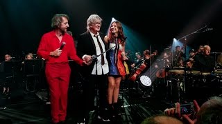 JACQUES HIGELIN N&#39;ARRIVE PAS À QUITTER LA SCÈNE