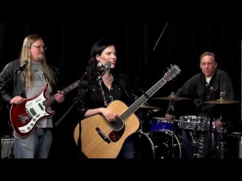 Folk Alley Sessions: Shannon McNalley