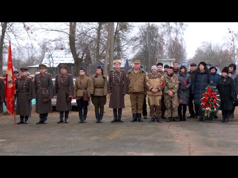 В агрогородке Домановичи с почестями предали земле останки советских воинов, погибших в годы ВОВ видео
