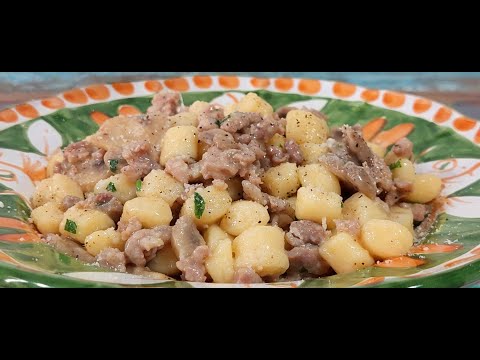 Gnocchetti di Patate con Funghi e Salsiccia