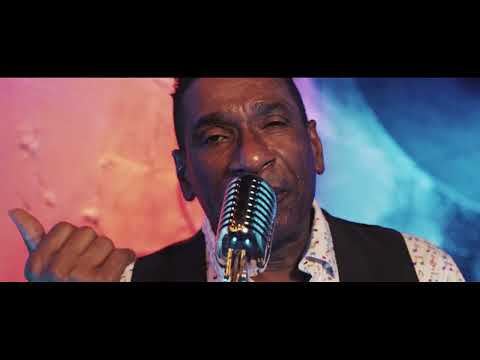 FELIX D'OLEO  - Ven a Mi Casa Esta Navidad (video oficial)