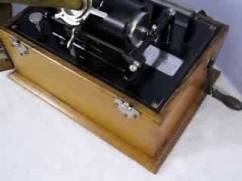 Edison Suitcase Standard A Cylinder Phonograph Record Plyer Demo
