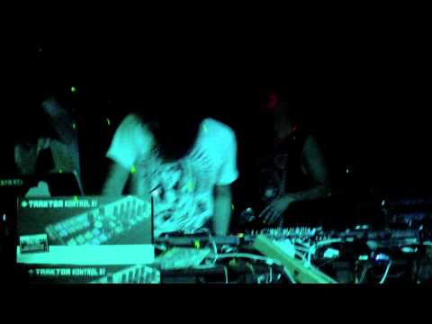 Dave Nada pt 1 Blow Your Head MOOMBAHTON party