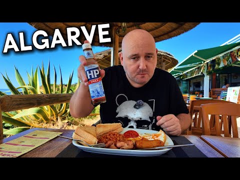 MY FIRST FULL ENGLISH BREAKFAST IN THE ALGARVE - Fantastic views by the beach in Albufeira, Portugal