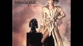 MELBA MOORE - I CAN'T BELIEVE IT (IT'S OVER) 85'