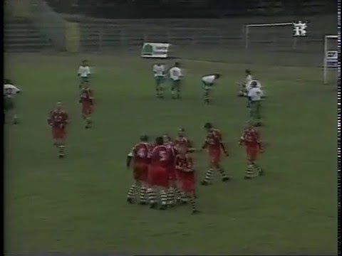 Korona Kielce - LKS Niedźwiedź (3 liga) 16 09 2000r.