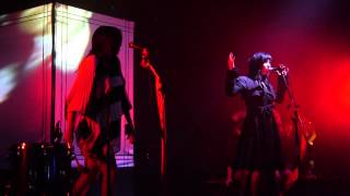 Nouvelle Vague - Guns of Brixton (17/04/13 Kosmonavt, Saint-Peterburg)