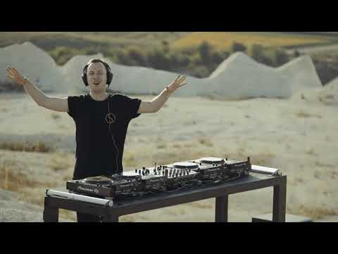 Andrew Rayel - Ascendit Ad Paradisum (Live in Moldova)