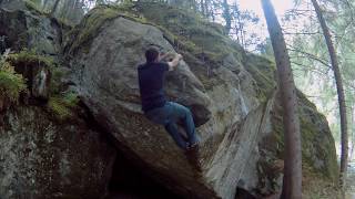 Video thumbnail of The Shell, 6a/b. Magic Wood