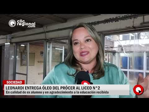 EX ALUMNO DONA OBRA DE ARTE AL LICEO 2 DE ARTIGAS